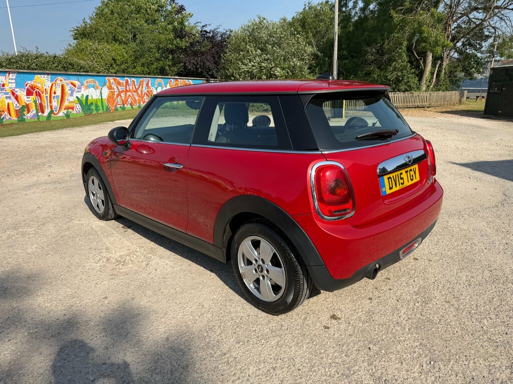 Mini Hatch 1.2 One Hatchback Euro 6 Ss Red #2