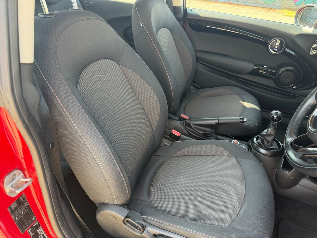 Mini Hatch 1.2 One Hatchback Euro 6 Ss Red #4