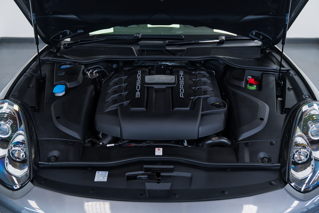 Porsche Cayenne Diesel Grey #3