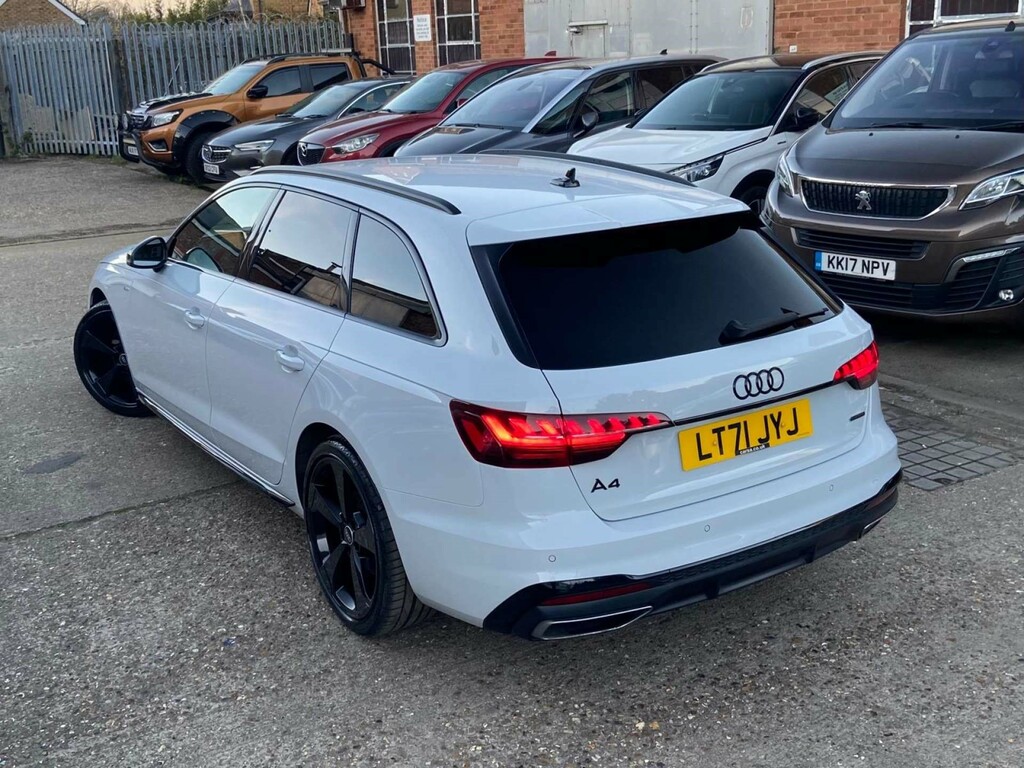 Audi A4 Avant 40 Black Edition S Tronic Quattro Euro 6 Ss White #4