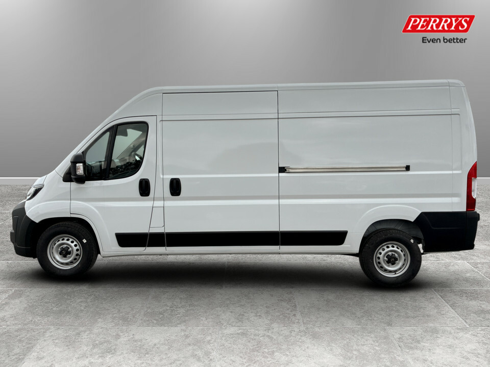 Citroen Relay 2.2 Bluehdi 140 H2 Van Enterprise White #4