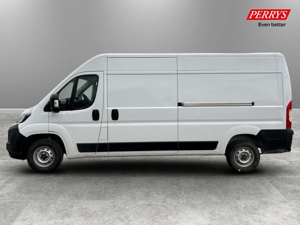 Citroen Relay 2.2 Bluehdi 140 H2 Van Enterprise White #4