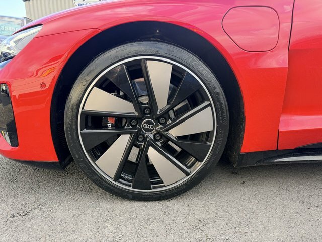 Audi Rs E-Tron Gt 93.4Kwh Saloon Red #3
