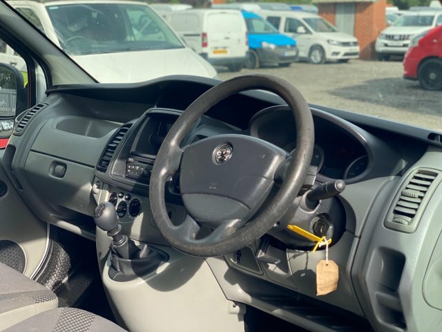 Vauxhall Vivaro 2.0 2700 Cdti Fwd L1 White #6