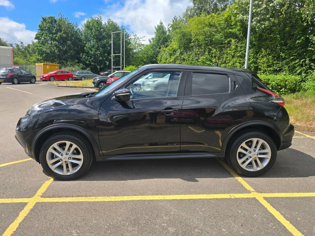 Nissan Juke 1.2L Acenta Premium Black #5