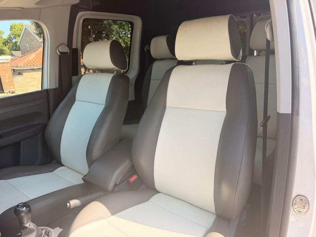Volkswagen Caddy Maxi 2014 1.6 Tdi C20 Maxi Highline Panel Van Diese Silver #10