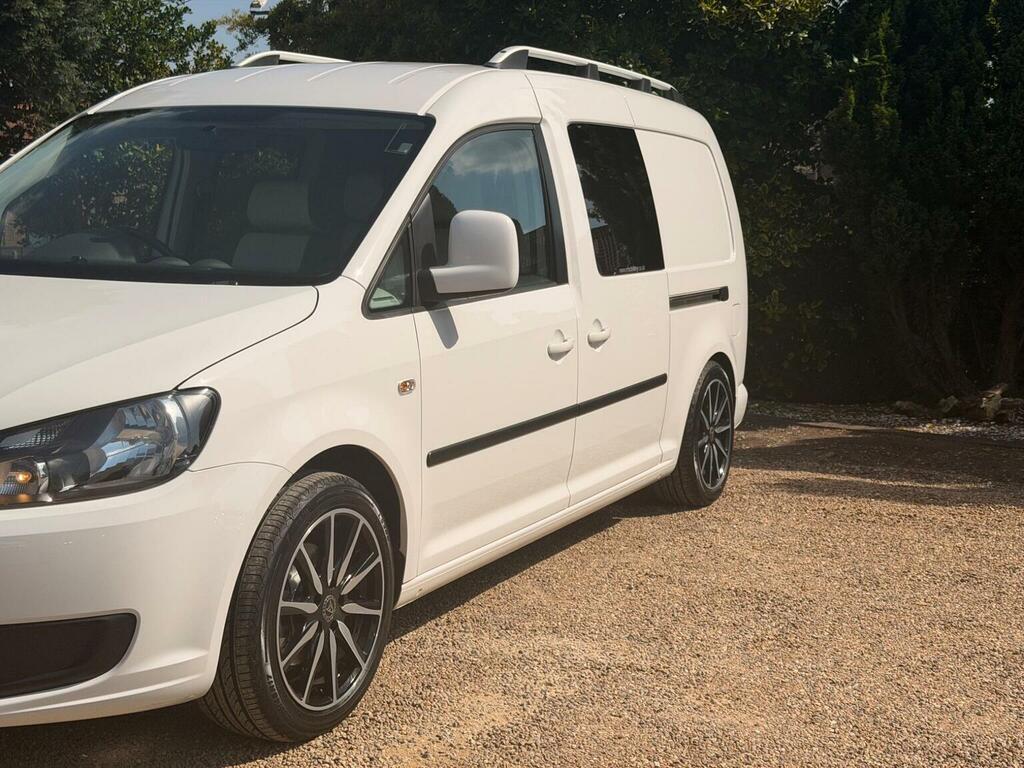 Volkswagen Caddy Maxi 2014 1.6 Tdi C20 Maxi Highline Panel Van Diese Silver #19