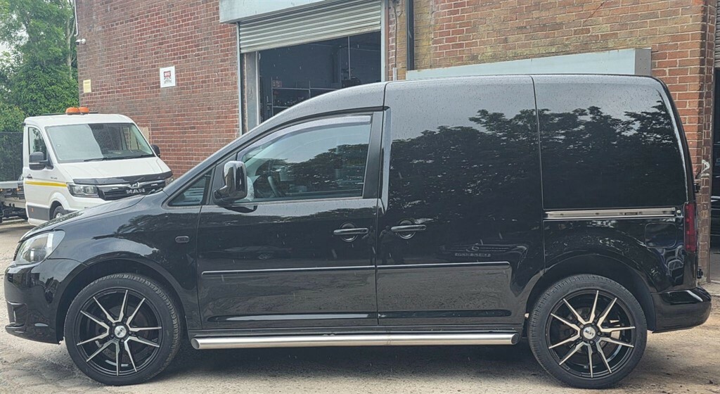Volkswagen Caddy 1.6 Tdi C20 L1 H1 Black #4