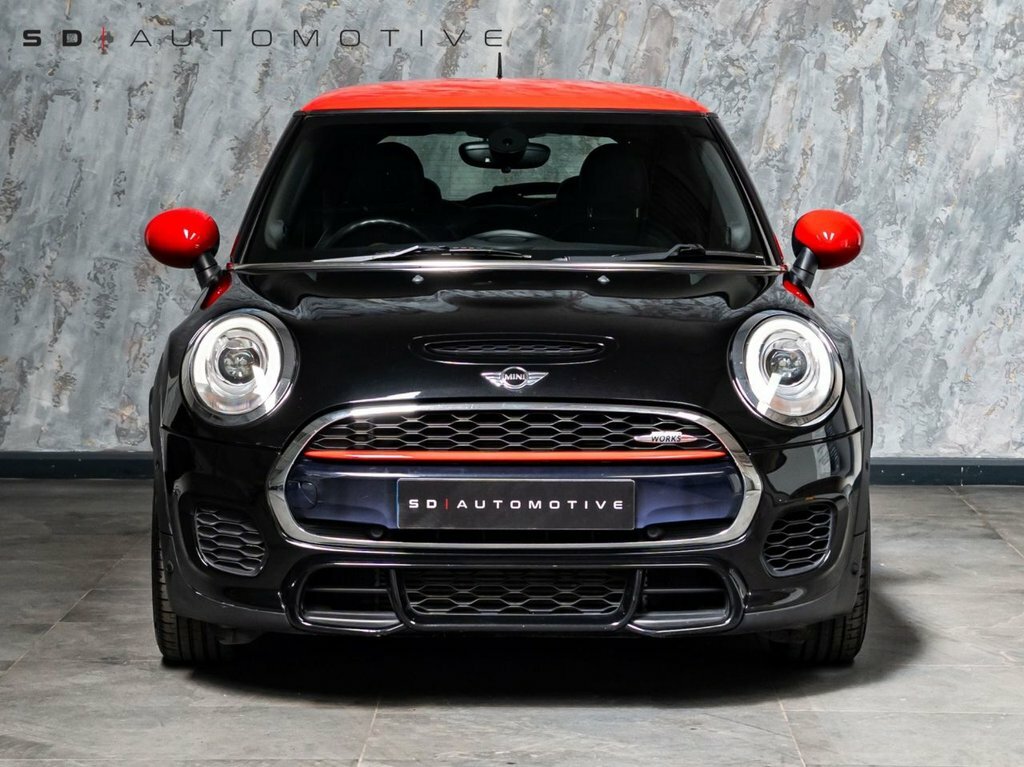 Mini Hatch 2L John Cooper Works Black #2