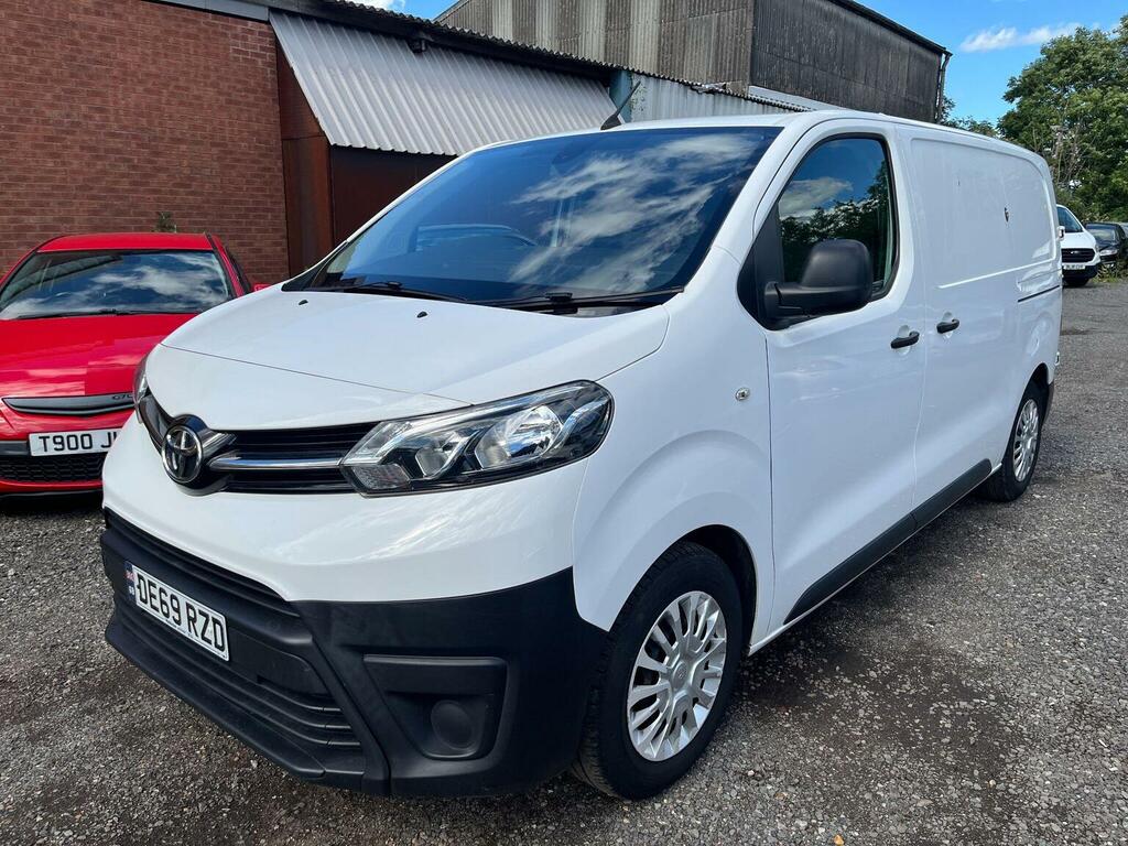 Toyota PROACE Panel Van 1.5D Icon Medium Panel Van Mwb Euro 6 6D White #3
