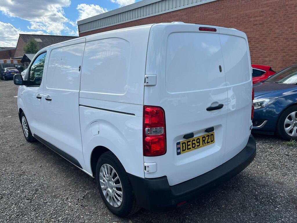 Toyota PROACE Panel Van 1.5D Icon Medium Panel Van Mwb Euro 6 6D White #4