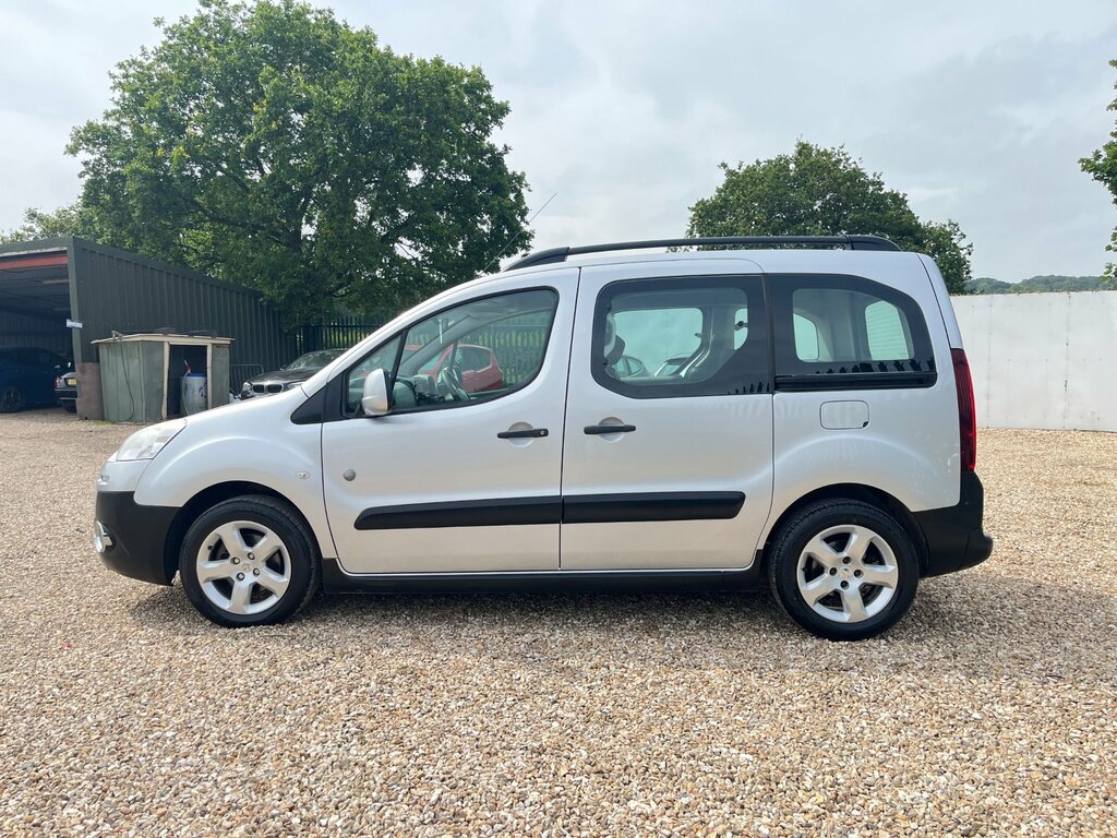 Peugeot Partner Tepee 1.6 Hdi Tepee Outdoor Mpv 135 G Silver #5