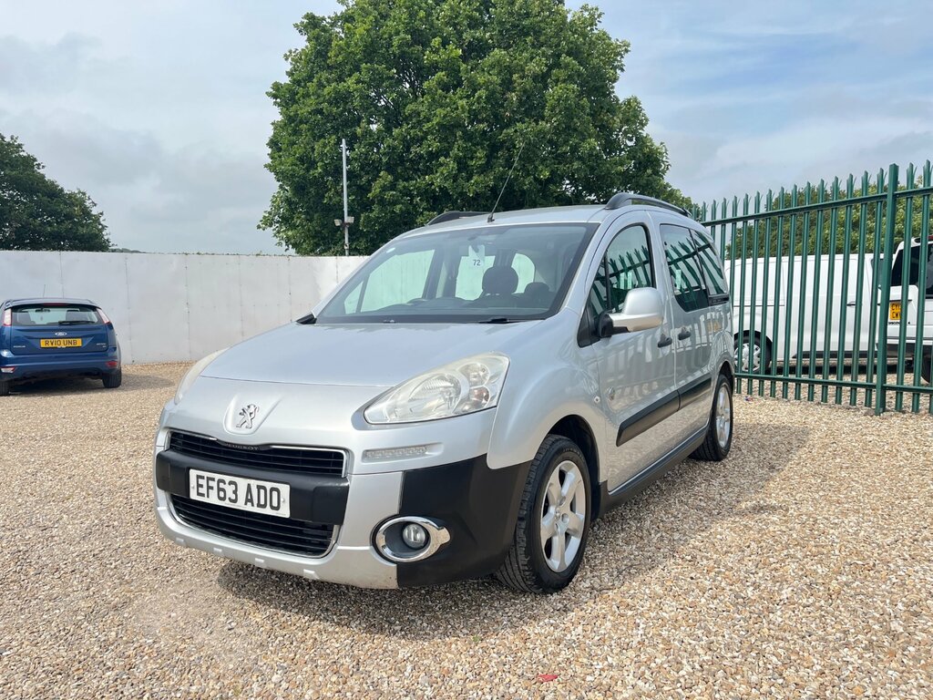 Peugeot Partner Tepee 1.6 Hdi Tepee Outdoor Mpv 135 G Silver #4
