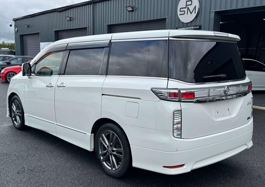 Nissan Elgrand E51 Auto  #5