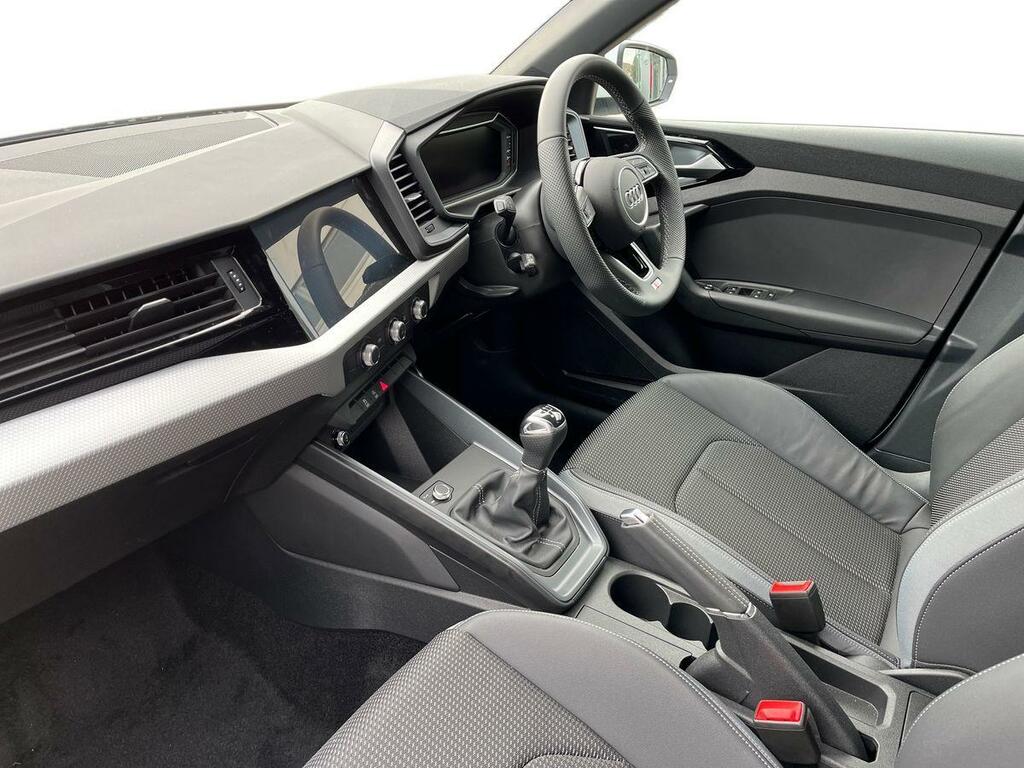 Audi A1 1.0 Tfsi 25 S Line Sportback Euro 6 Ss White #3