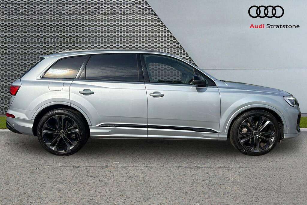 Audi Q7 45 Tdi Quattro Black Edition Tiptronic 2024 Silver #4