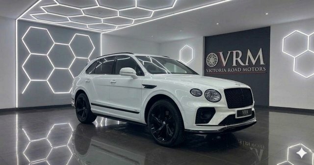 Bentley Bentayga V8 Suv White