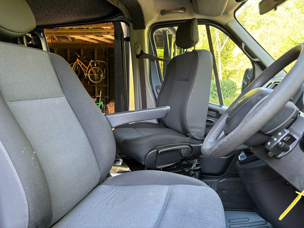 Renault Master 2.3 Dci 33 Fwd Mwb Medium Roof Euro 5 Grey #12