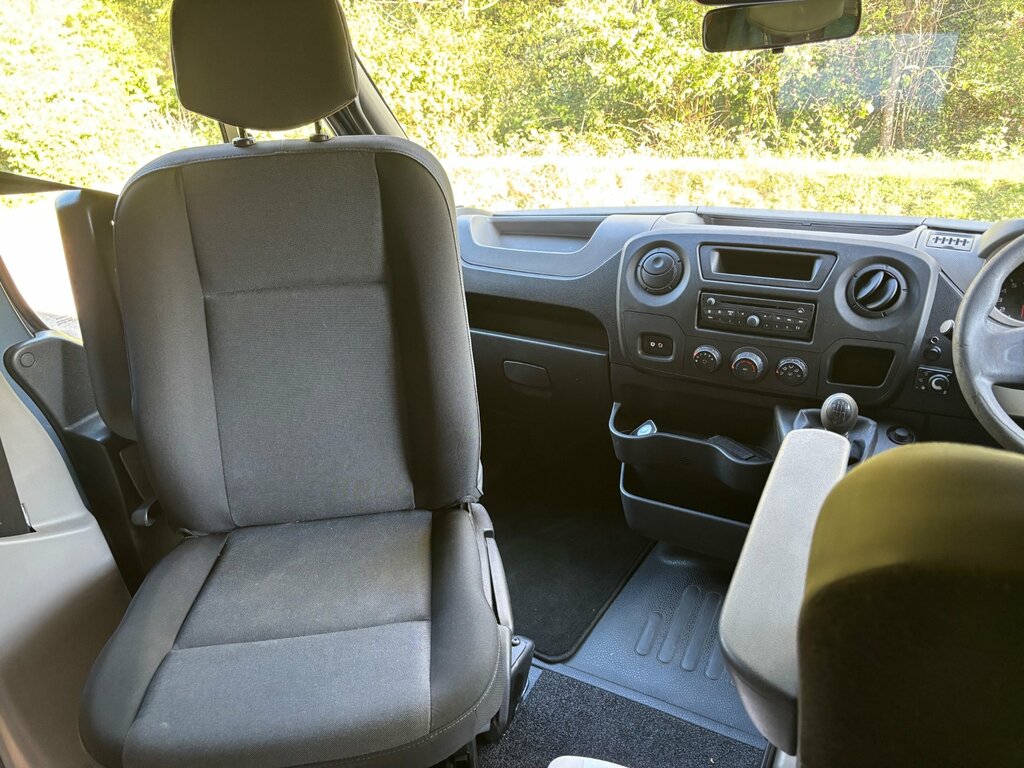 Renault Master 2.3 Dci 33 Fwd Mwb Medium Roof Euro 5 Grey #9