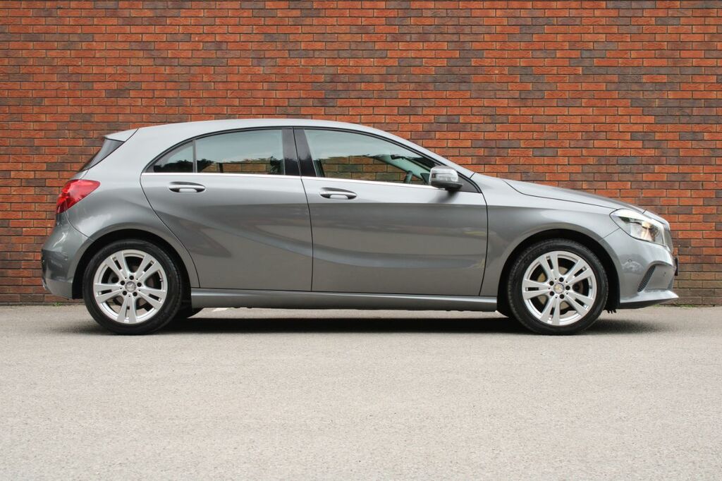 Mercedes-Benz A Class 1.5 A180d Sport Executive 7G-dct Euro 6 Ss Grey #2