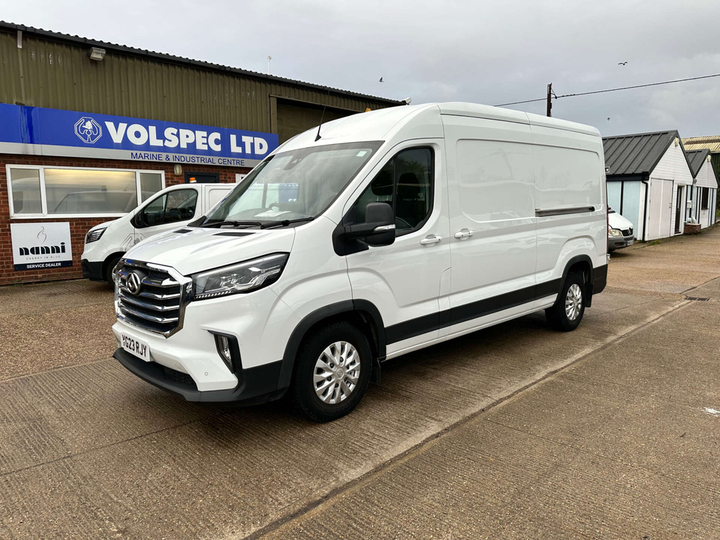 Maxus Deliver 9 Mpv White #3