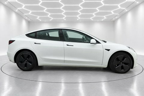 Tesla Model 3 Saloon 4dr Electric WN73OTG White #4