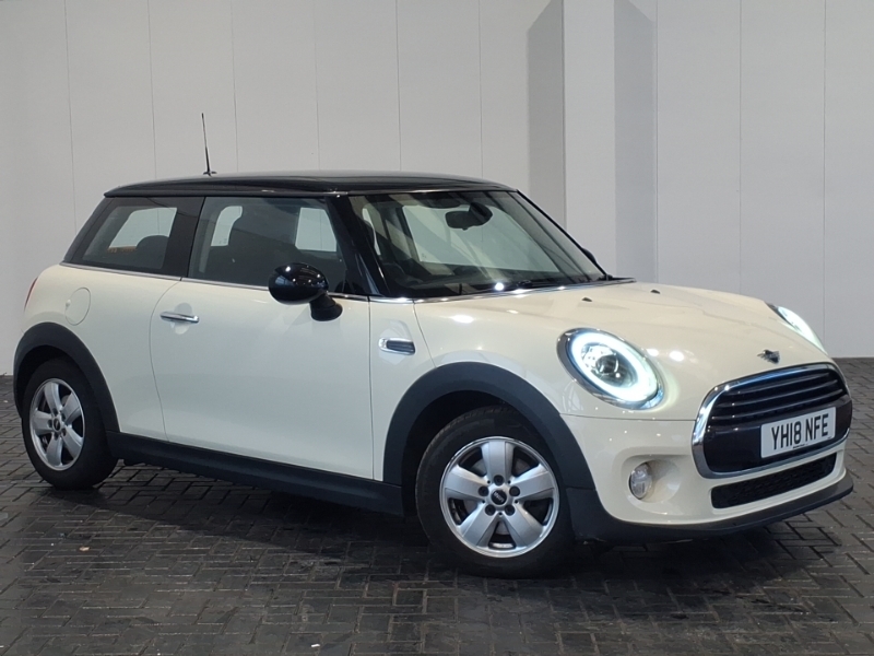Mini Hatch 1.5 Cooper II White