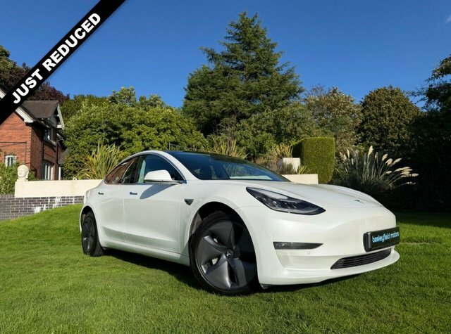 Tesla Model 3 Dual Motor Long Range Saloon 4 White