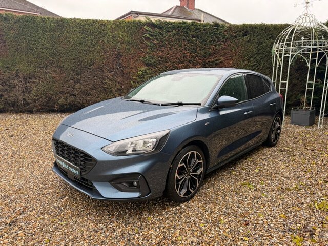 Ford Focus 1.5 Ecoblue St-line X Hatchback Blue #6