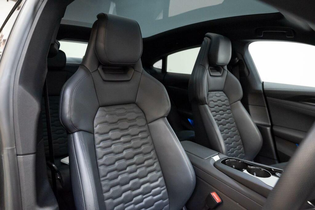 Audi E Tron GT Saloon 93.4Kwh Quattro 202473 Grey #3