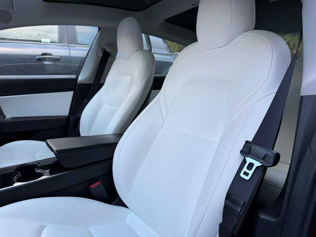 Tesla Model 3 Standard Range Plus Saloon Rwd White #9