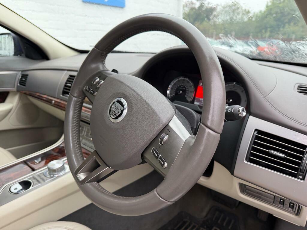 Jaguar XF 3.0D V6 Premium Luxury Euro 5 Blue #3