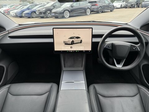 Tesla Model 3 Saloon Grey #26