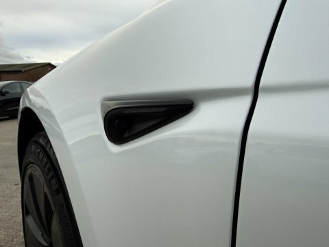 Tesla Model 3 Saloon Grey #42