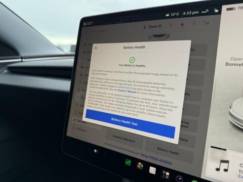 Tesla Model 3 Saloon Grey #38