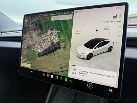 Tesla Model 3 Saloon Grey #34