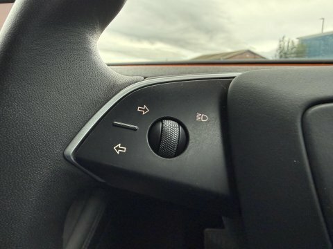 Tesla Model 3 Saloon Grey #32