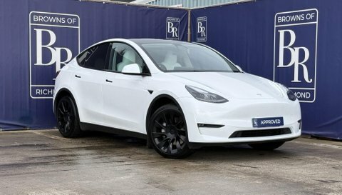 Tesla Model Y Dual Motor Long White