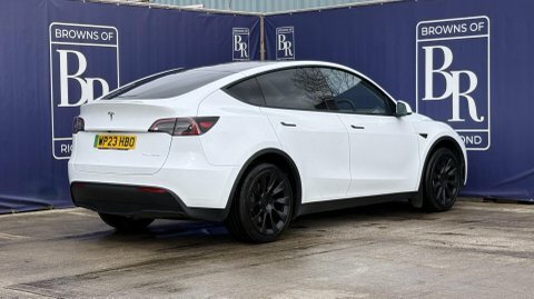 Tesla Model Y Dual Motor Long White #4
