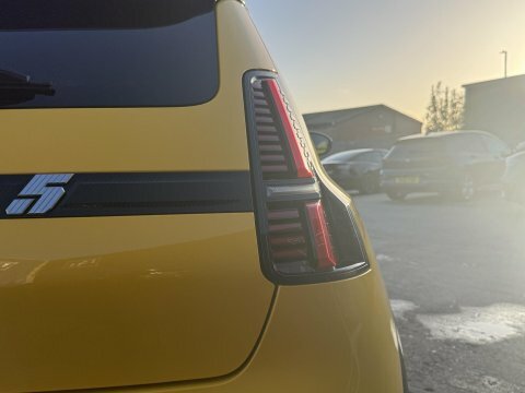 Renault 5 E-Tech 110Kw Techno Comfort Range 52Kwh Yellow #16