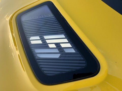 Renault 5 E-Tech 110Kw Techno Comfort Range 52Kwh Yellow #42