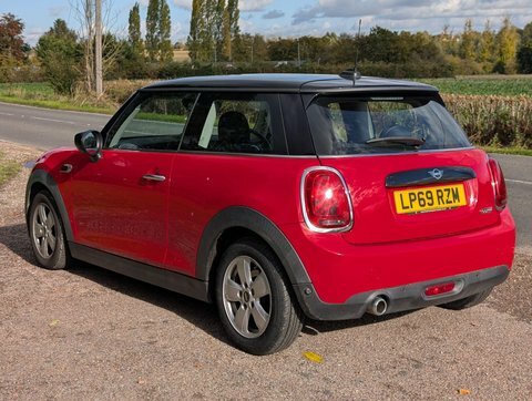 Mini Hatch 1.5 Cooper Classic Red #4