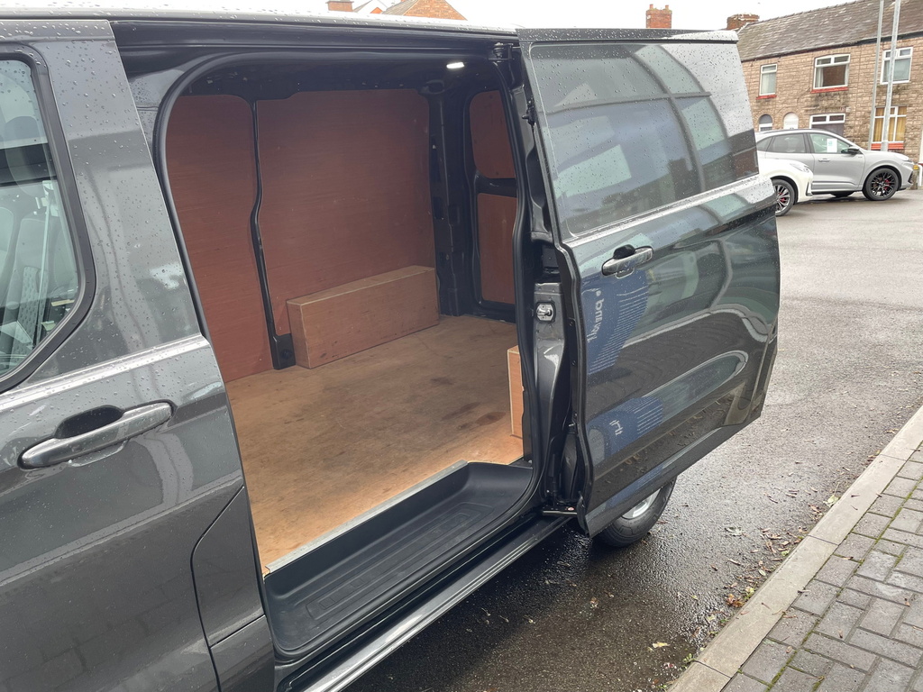 Ford Transit Custom 2.0 320 Ecoblue Limited Panel Van Manua Grey #5
