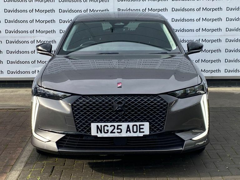 DS DS 4 1.6 E-tense 12.4Kwh Performance Line Hatchback NG25AOE Grey #2