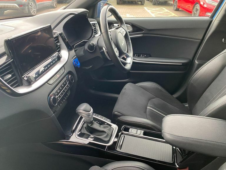 Kia Proceed 1.5 T-gdi Gt-line S Shooting Brake Dct Blue #4