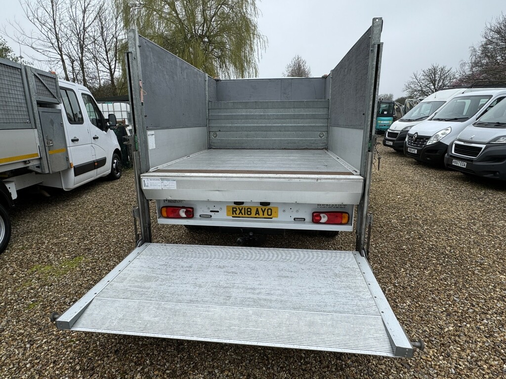 Renault Master 2.3 Dci Arb D-cab Rwd Lll35tw Energy Dci 145 Bu White