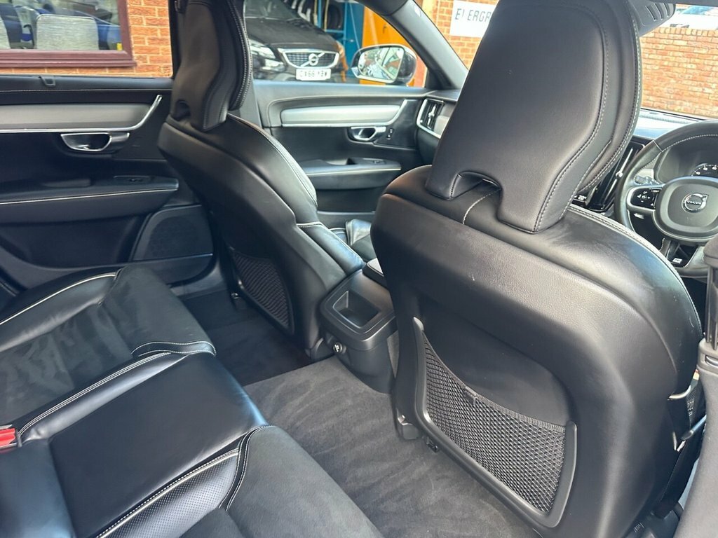 Volvo V90 2.0 B4p Inscription Black #28