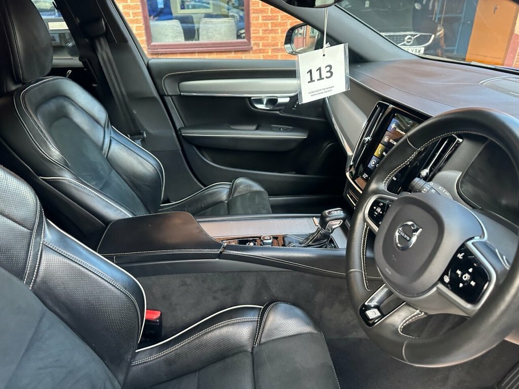 Volvo V90 2.0 B4p Inscription Black #32