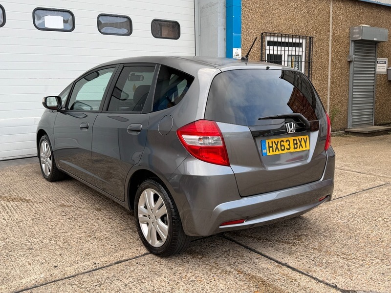 Honda Jazz 1.4 I-vtec Es Plus Grey #6