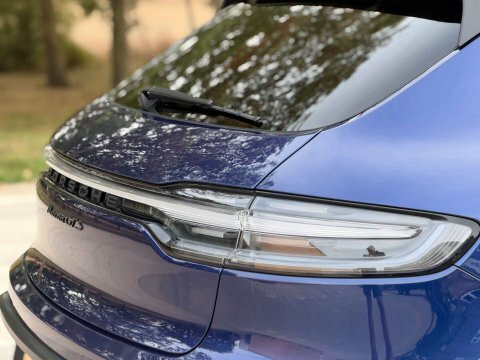 Porsche Macan Petrol Grey #52